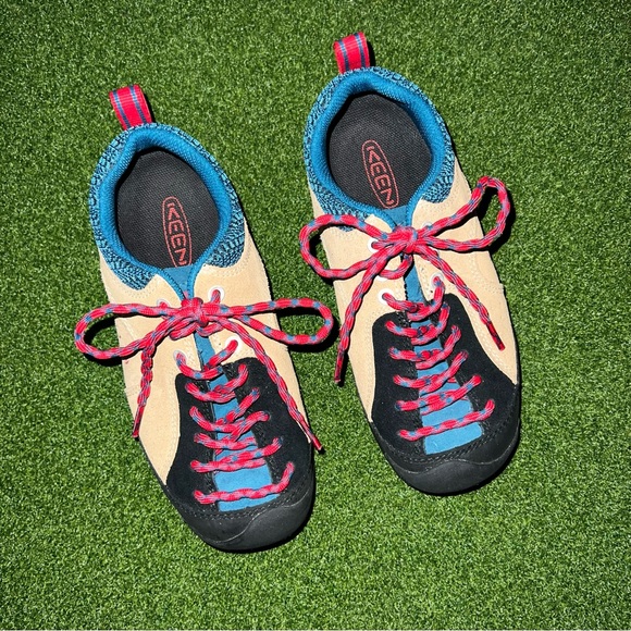 Keen Shoes - Keen women’s lace up jasper rocks sneaker in fjord blue, safari, & red